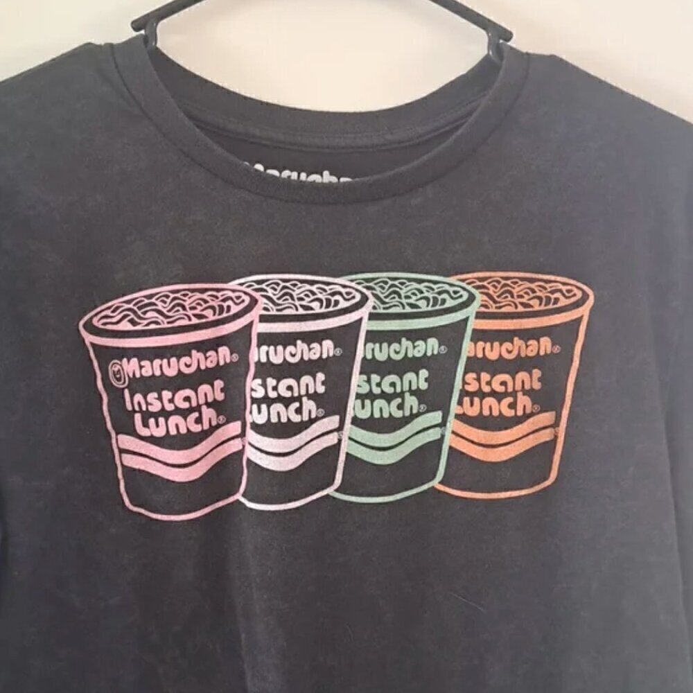 Maruchan Shirt XL (14/16) Unisex Instant Lunch Ramen Cup Graphic Tee Long Sleeve